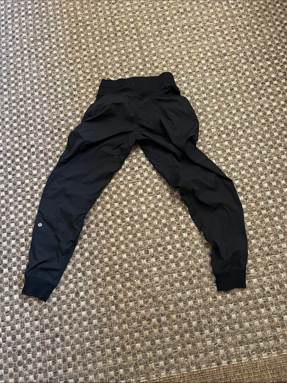 Ladies lululemon Joggers size 6